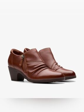 Clarks Emily 2 Braley Brown Low Heel Leather Slip-On Booties